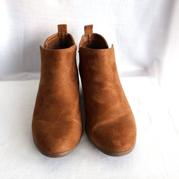 Faux Suede Ankle Boots - Size 7 - Cognac Colour - American Eagle - Picture 12 of 12